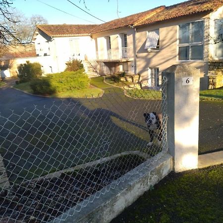 Chambre Privee Chez L'Habitant Et Partage Des Partie Communes Fontivillie Экстерьер фото