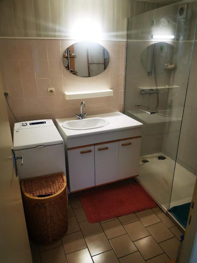 Chambre Privee Chez L'Habitant Et Partage Des Partie Communes Fontivillie Экстерьер фото