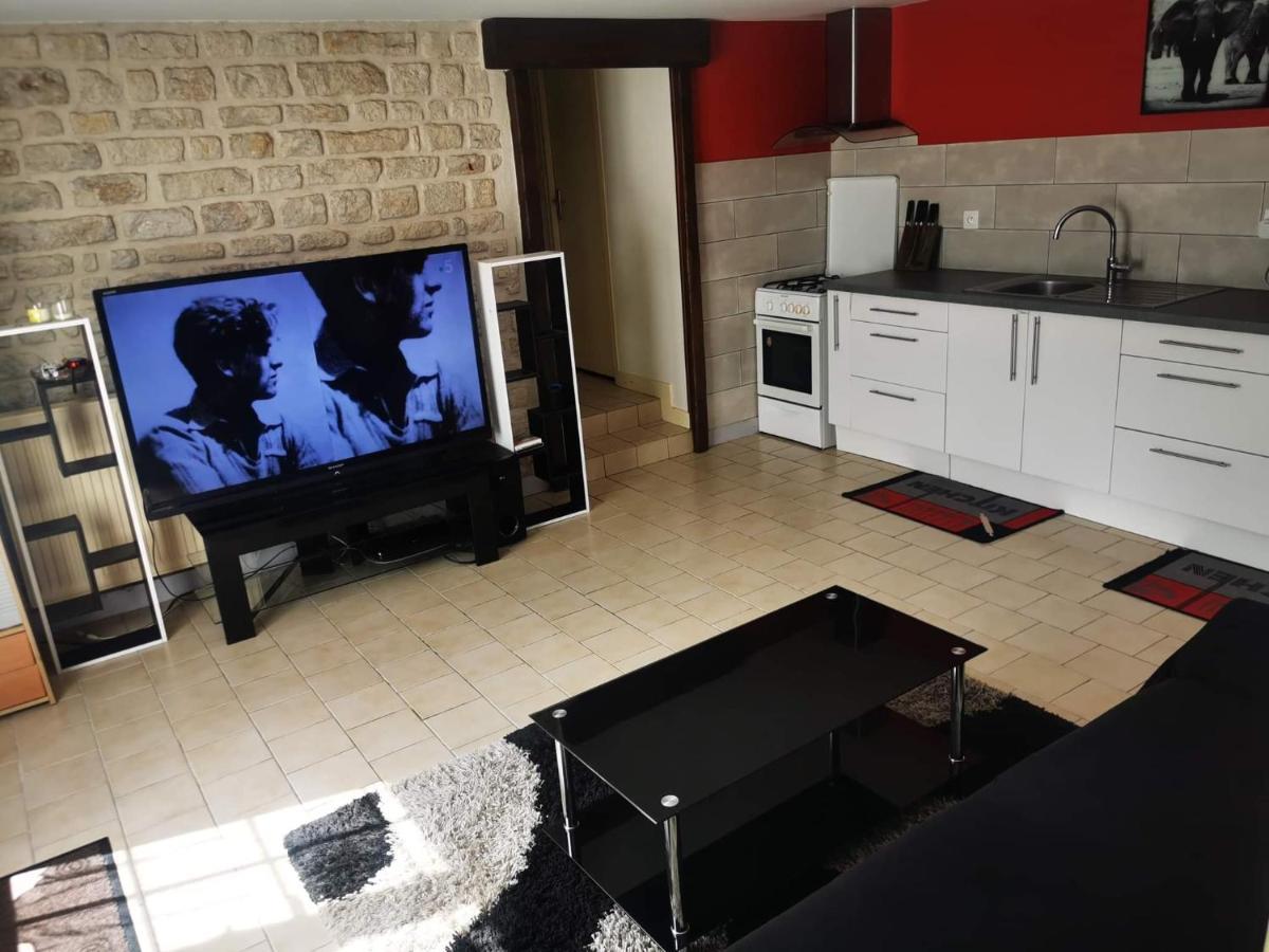 Chambre Privee Chez L'Habitant Et Partage Des Partie Communes Fontivillie Экстерьер фото